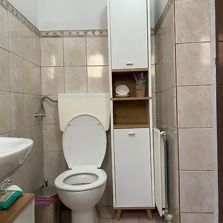 Peter's Place Apartment